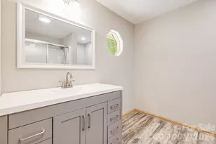 35 Byrd Rd, Candler, NC 28715 - Photo 23