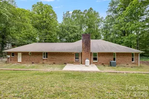 35 Byrd Rd, Candler, NC 28715 - Photo 37