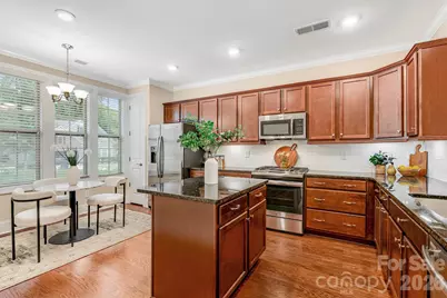 8306 Festival Way, Charlotte, NC 28215 - Photo 7