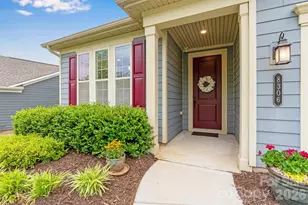8306 Festival Wy, Charlotte, NC 28215 - Photo 5