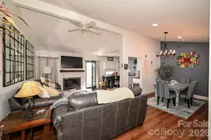 8831 Gamesford Dr, Charlotte, NC 28277 - Photo 7
