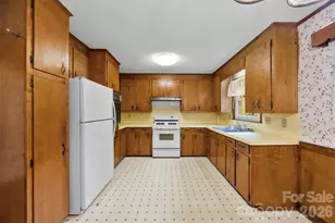 3342 Gardner Park Dr, Gastonia, NC 28054 - Photo 11