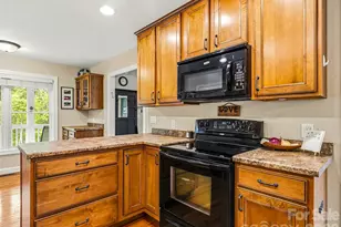 530 Windom Cv, Burnsville, NC 28714 - Photo 13