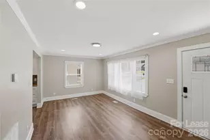 4239 Dinglewood Ave, Charlotte, NC 28205 - Photo 7