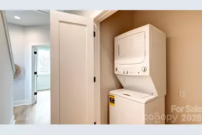 1310 Carolyn Drive, Charlotte, NC 28205 - Photo 11