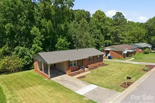 413 E McLelland Ave, Mooresville, NC 28115 - Photo 7