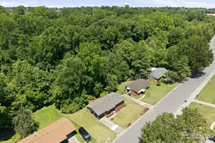 413 E McLelland Ave, Mooresville, NC 28115 - Photo 43