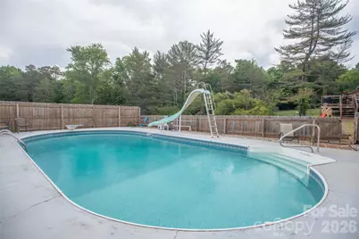 5460 Clover Street, Hickory, NC 28602 - Photo 5