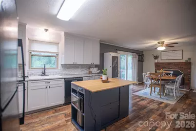 5460 Clover Street, Hickory, NC 28602 - Photo 17