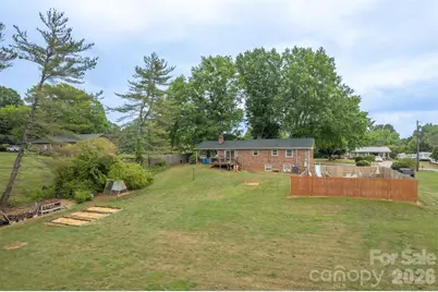 5460 Clover Street, Hickory, NC 28602 - Photo 9