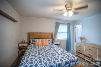 5460 Clover Street, Hickory, NC 28602 - Photo 25