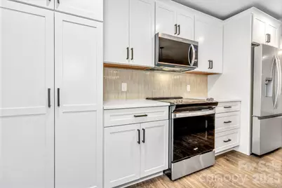 4 Barnes Road, Asheville, NC 28803 - Photo 15