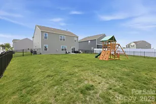 109 Shorthorn Rd, Fletcher, NC 28732 - Photo 19