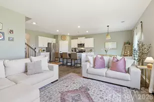 109 Shorthorn Rd, Fletcher, NC 28732 - Photo 7