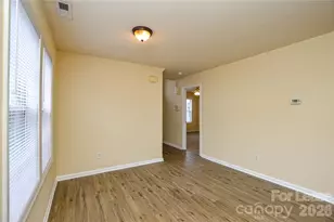 8415 Spirea Ct, Charlotte, NC 28215 - Photo 21