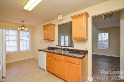 8415 Spirea Court, Charlotte, NC 28215 - Photo 17