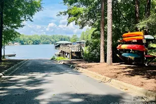 4432 Mountain Cove Dr, Charlotte, NC 28216 - Photo 47
