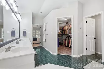 4432 Mountain Cove Drive, Charlotte, NC 28216 - Photo 25