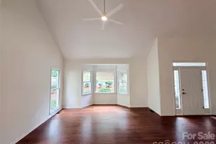5908 Bookbinders Ln, Charlotte, NC 28270 - Photo 7