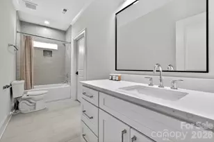 4047 Alexandra Alley Dr, Charlotte, NC 28210 - Photo 11
