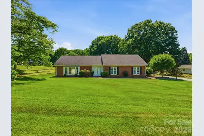 1020 Longreen Drive, Kernersville, NC 27284 - Photo 1