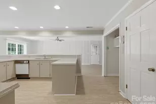 1020 Longreen Dr, Kernersville, NC 27284 - Photo 21