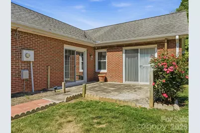 1020 Longreen Drive, Kernersville, NC 27284 - Photo 37