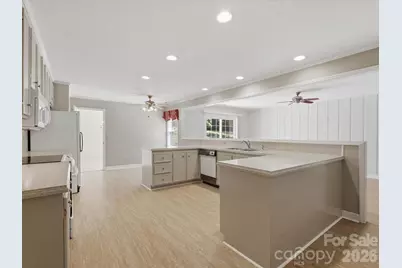 1020 Longreen Drive, Kernersville, NC 27284 - Photo 23