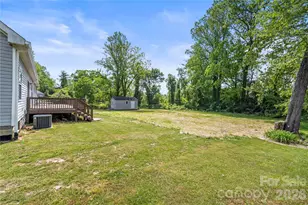 111 Robin St, Hendersonville, NC 28739 - Photo 31