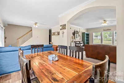 111 Robin Street, Hendersonville, NC 28739 - Photo 9