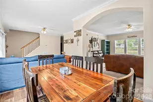 111 Robin St, Hendersonville, NC 28739 - Photo 9