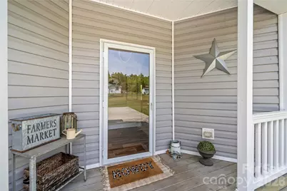 111 Robin Street, Hendersonville, NC 28739 - Photo 3