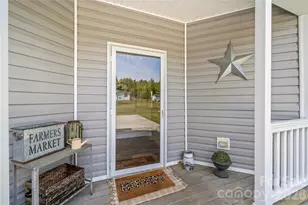 111 Robin St, Hendersonville, NC 28739 - Photo 3