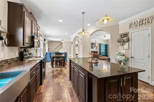 111 Robin St, Hendersonville, NC 28739 - Photo 13