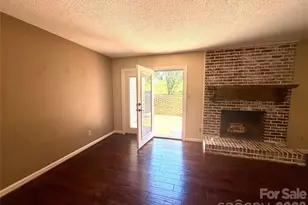 2705 North Center Street NW, Hickory, NC 28601 - Photo 17
