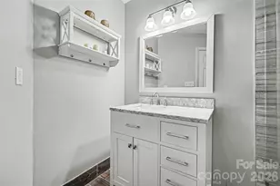 510 N Poplar St, Charlotte, NC 28202 - Photo 5