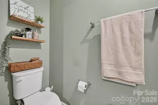 1937 Pin Hook Rd, Charlotte, NC 28215 - Photo 25