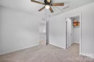 1937 Pin Hook Rd, Charlotte, NC 28215 - Photo 27
