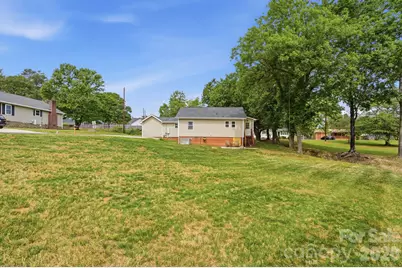 215 W Dallas Road, Stanley, NC 28164 - Photo 27