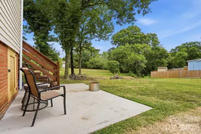215 W Dallas Road, Stanley, NC 28164 - Photo 25