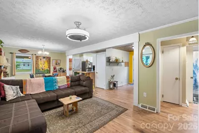 105 7th Street, Black Mountain, NC 28711 - Photo 5