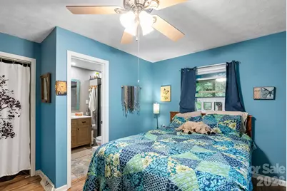 105 7th Street, Black Mountain, NC 28711 - Photo 17