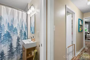 105 7th St, Black Mountain, NC 28711 - Photo 23