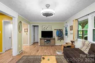 105 7th St, Black Mountain, NC 28711 - Photo 15
