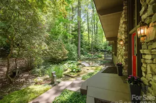 227 Estate Dr, Hendersonville, NC 28739 - Photo 5