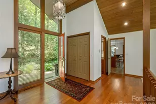 227 Estate Dr, Hendersonville, NC 28739 - Photo 7
