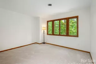 227 Estate Dr, Hendersonville, NC 28739 - Photo 33