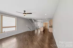 919 Westbrook Dr, Charlotte, NC 28202 - Photo 9