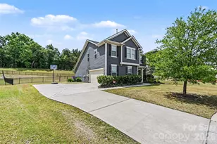8296 Breton Wy, Harrisburg, NC 28075 - Photo 3