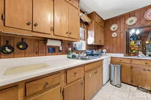 3731 Dillard Rd, Highlands, NC 28741 - Photo 23
